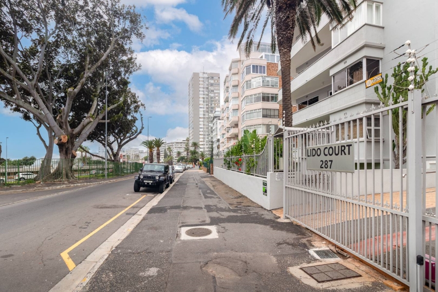 To Let 1 Bedroom Property for Rent in Sea Point Western Cape